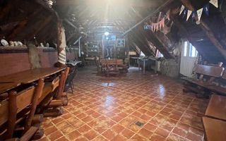 Pensiune de vânzare | 400 MPU | 10 Camere | Rasinari - Curmatura - Poză 13