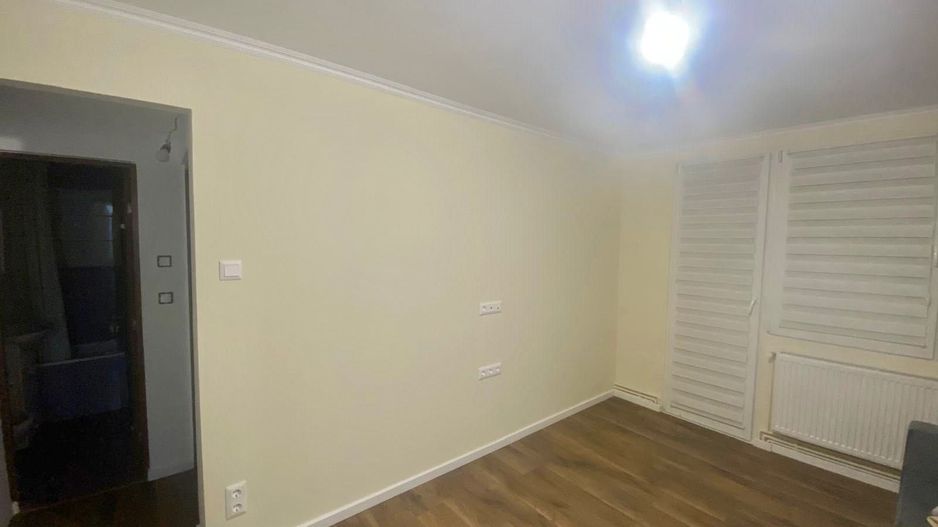 Apartament 2 camere etaj 2/4 Carpați 1 - Poză 2