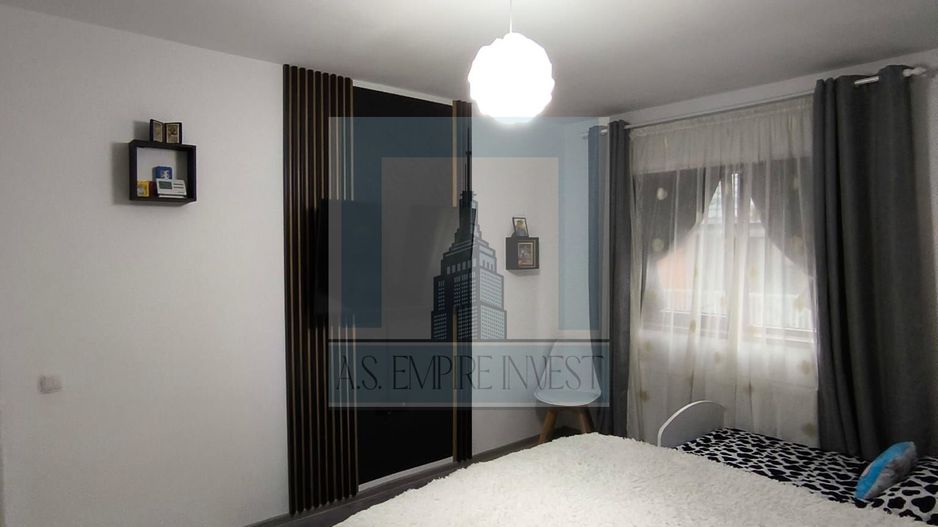 De vanzare un superb apartament de 2 camere in zona Tractorul - Poză 5