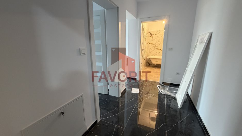 2 camere | Decomandat | La asfalt | Loc de parcare | Statie de autobuz - Poză 3