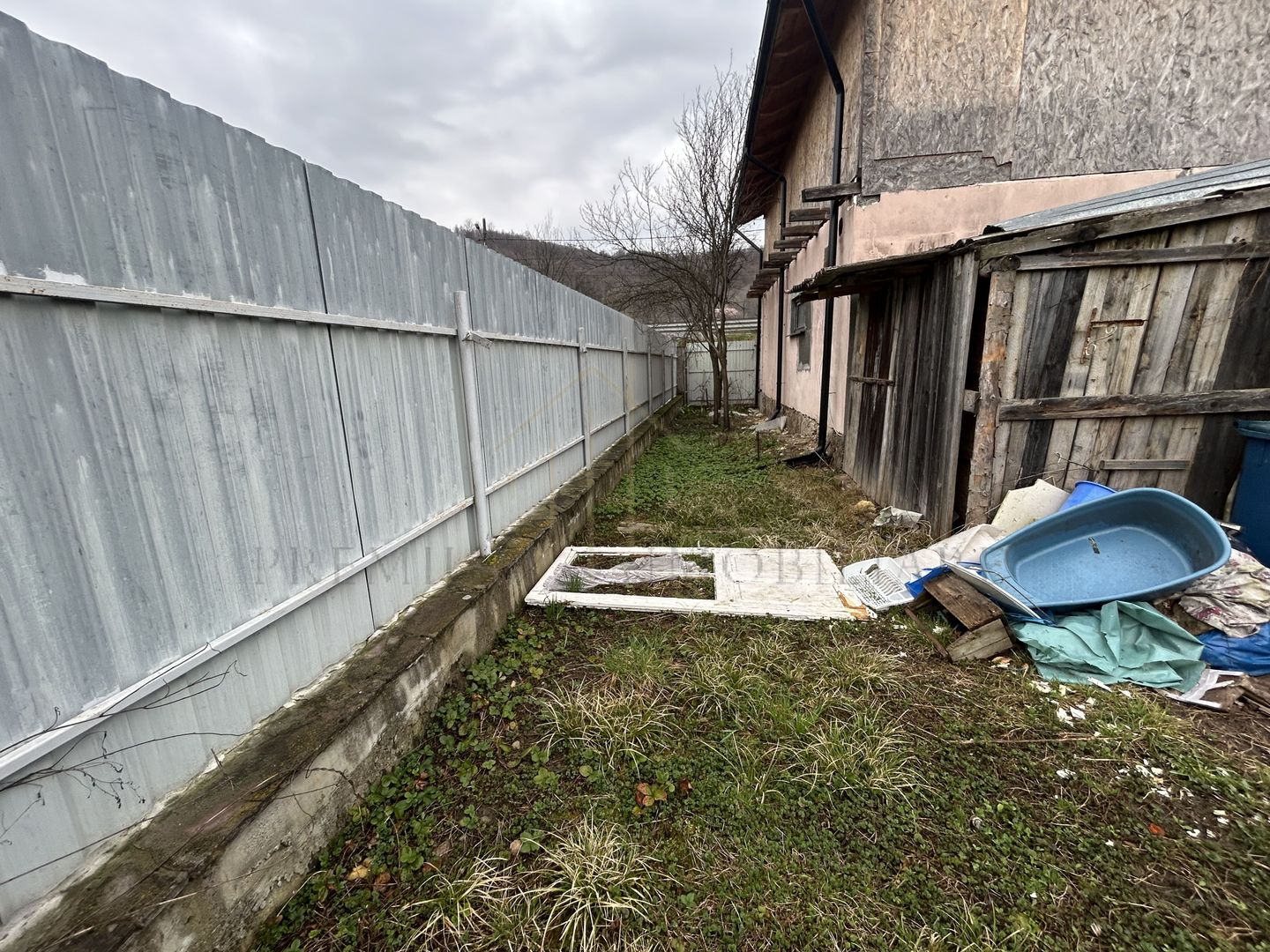 Casa de vanzare in Slanic Moldova . - Poză 16