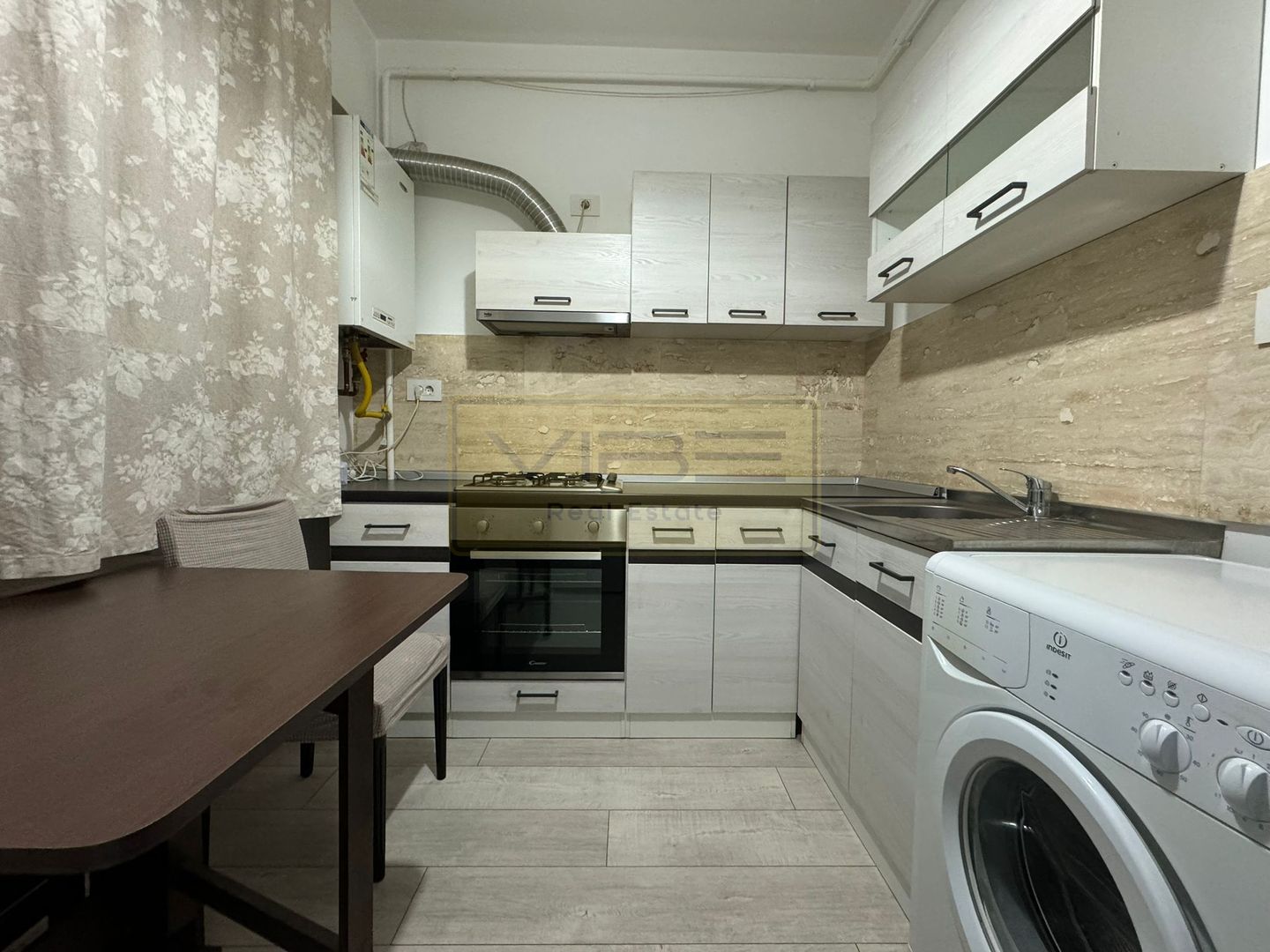 Apartament 1 camera decomandat Newton Nicolina - Poză 12