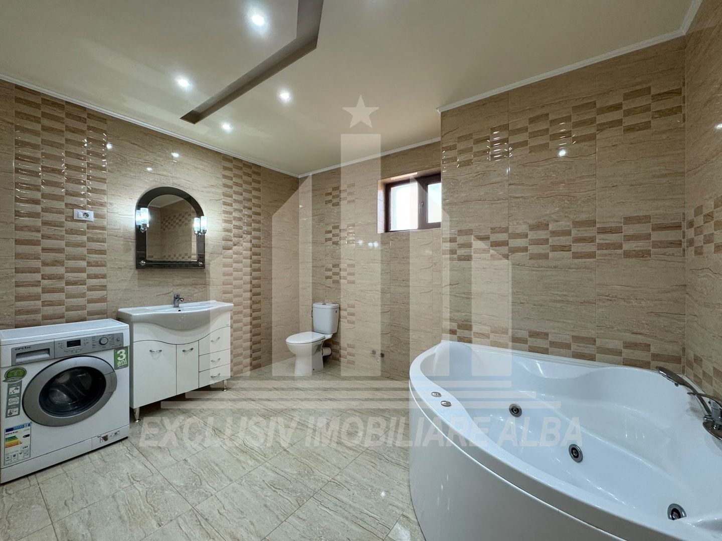 Casa individuala | Pensiune | 560 mp | 1450 mp teren | Cetate - Poză 10