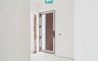 Duplex luminos 101 mp utili, teren 350mp în Covaci - Poză 17