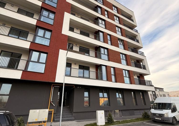 Vanzare apartament 1 camera  Finisat  zona AVRAM IANCU - Poză 1