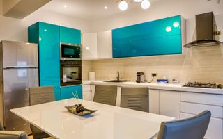 Apartament 3 camere de închiriat - Poză 1