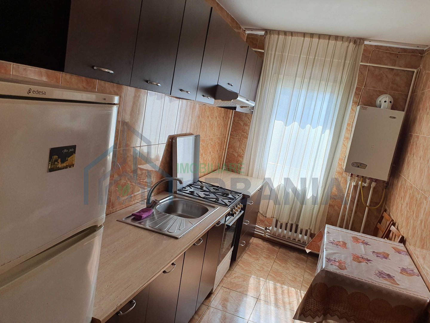 Inchiriez apartament 2 camere Dancu - Poză 5