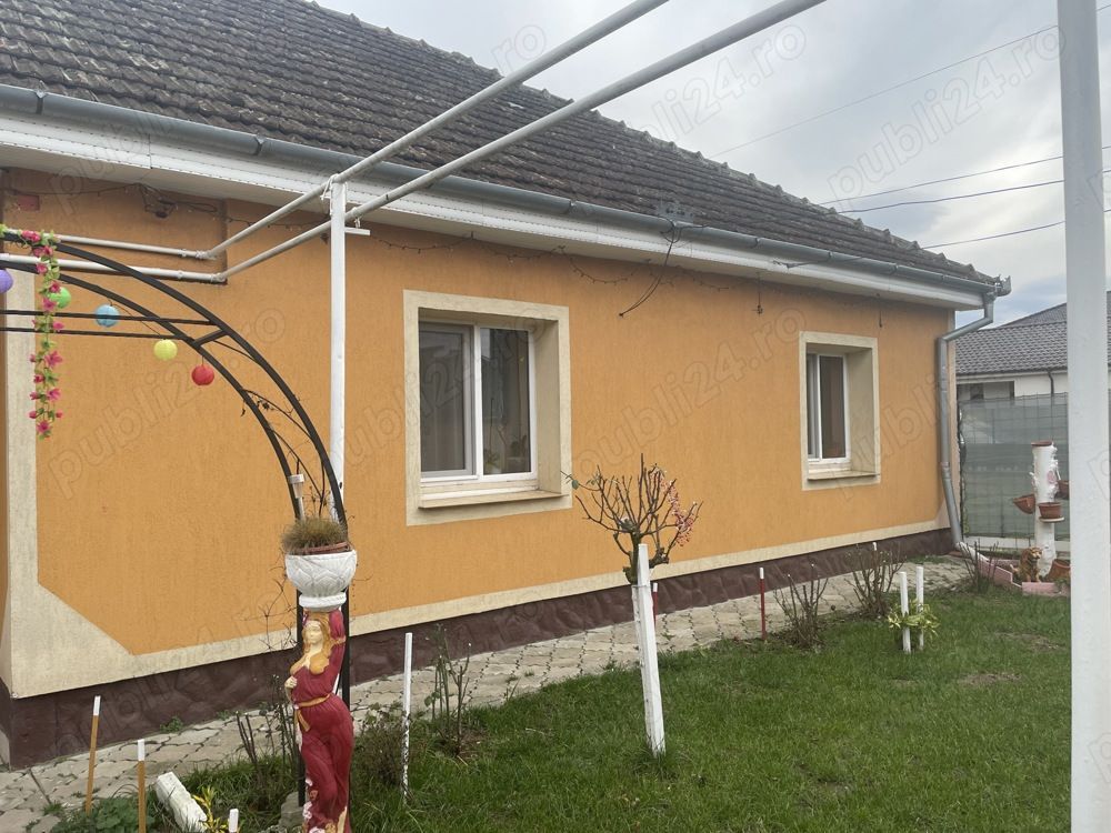 Casă de vanzare - Poză 4