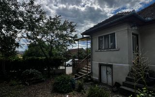 Casă de vânzare în Peștișu Mare – Teren generos de 1.513 mp - Poză 2
