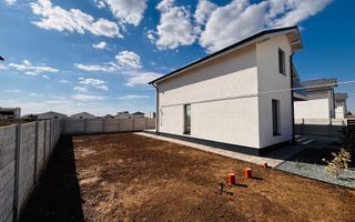 Casă modernă cu mansardă – 4 camere | Cartierul Nou, Strada Miorița, C - Poză 4