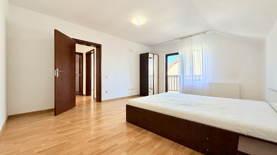 De închiriat – Casă individuală P+M în Dumbrăvița - Poză 9