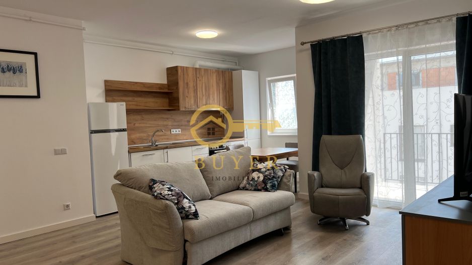 Apartament cu 2 cam si balcon complet mobilat si utilat- lift si boxa - Poză 14