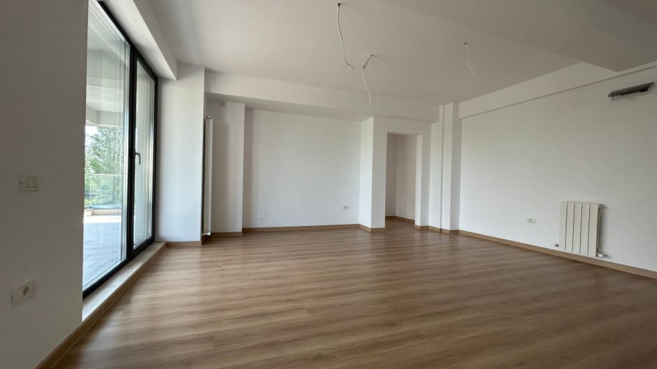 Apartament cu 2 camere cu loc de parcare zona Satul de Vacanta Mamaia - Poză 1