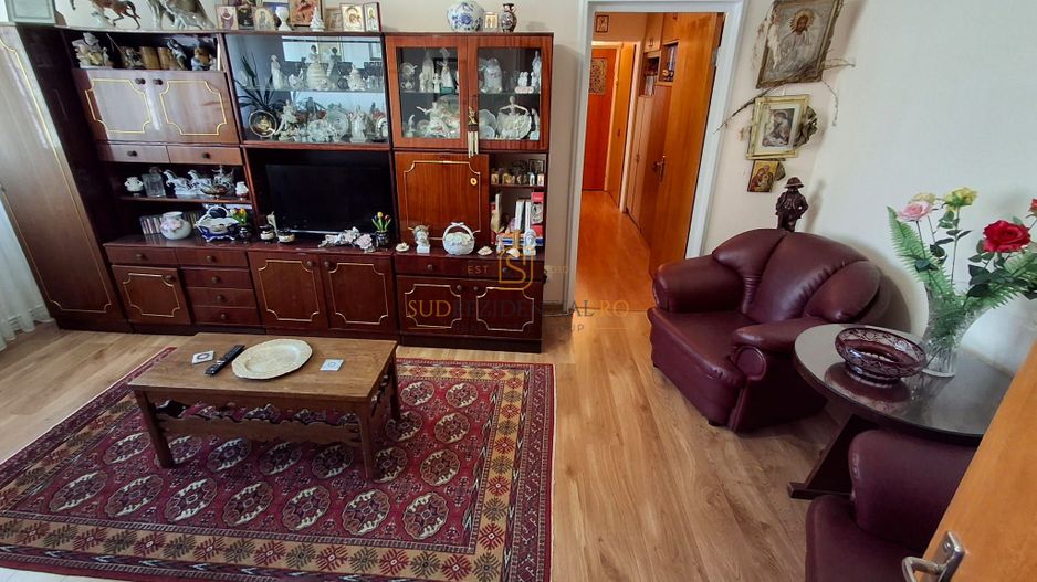 Apartament cu 3 camere + parcare, Brancoveanu, Sector 4 - Poză 8