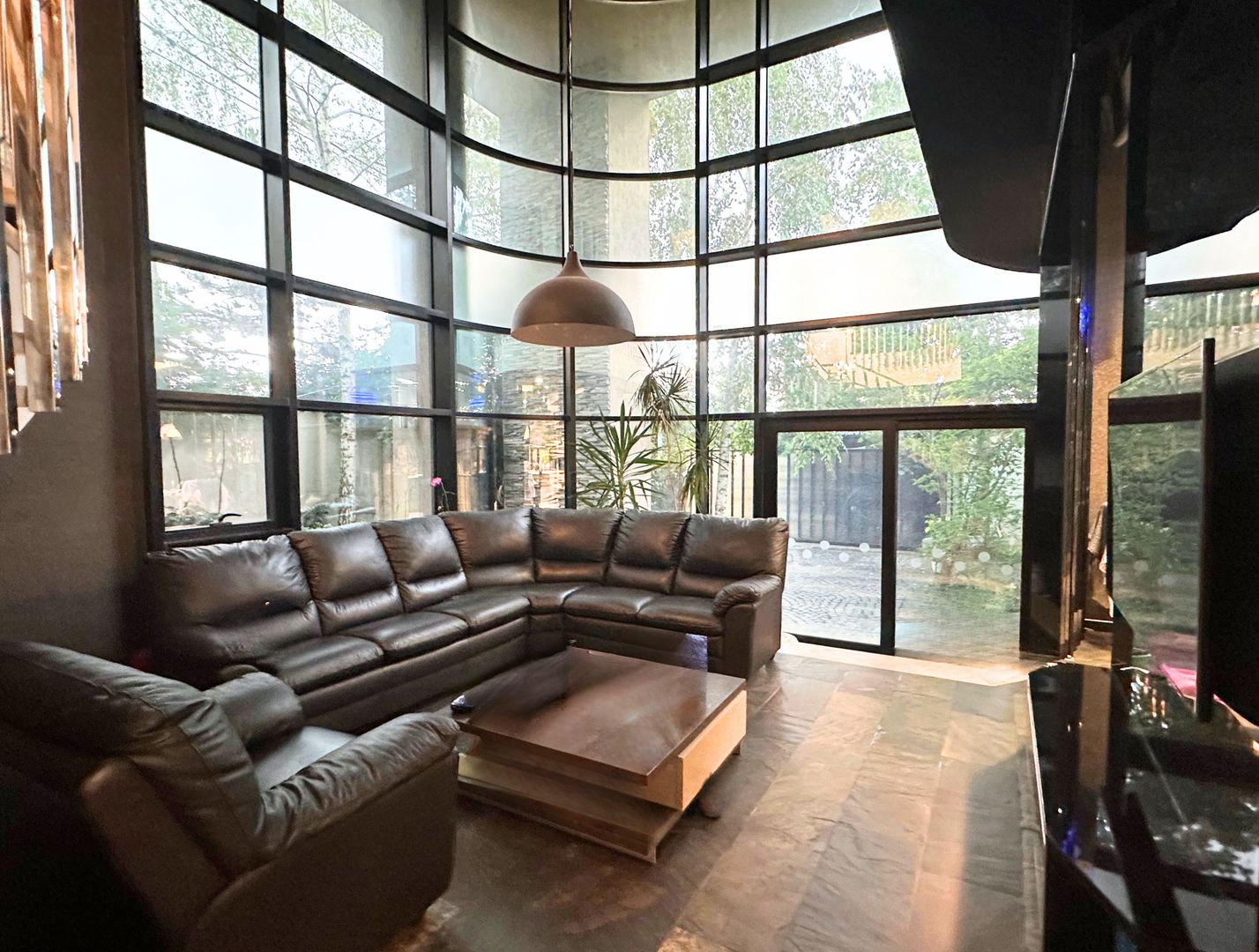 Vă prezentăm o proprietate cu adevărat remarcabilă - Poză 4