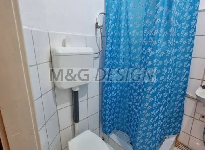 Apart 1 cam Balcescu parter centrala proprie - Poză 3