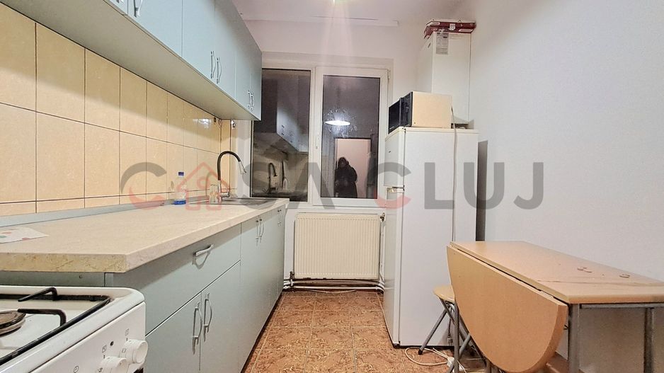 2 camere Decomandate, Etaj 2/4, Zona Horea!! - Poză 6