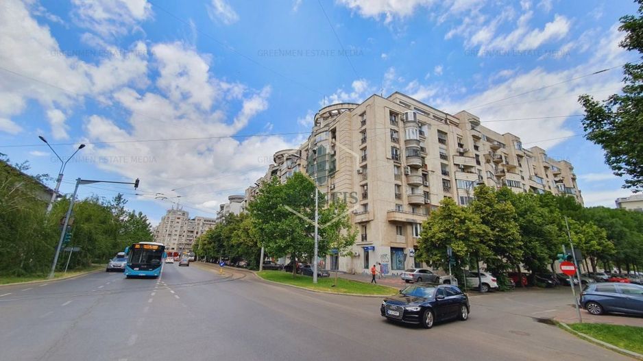 Piata Unirii - Unirii Shopping Center, renovat complet, 3 balcoane, bloc 1996 - Poză 22