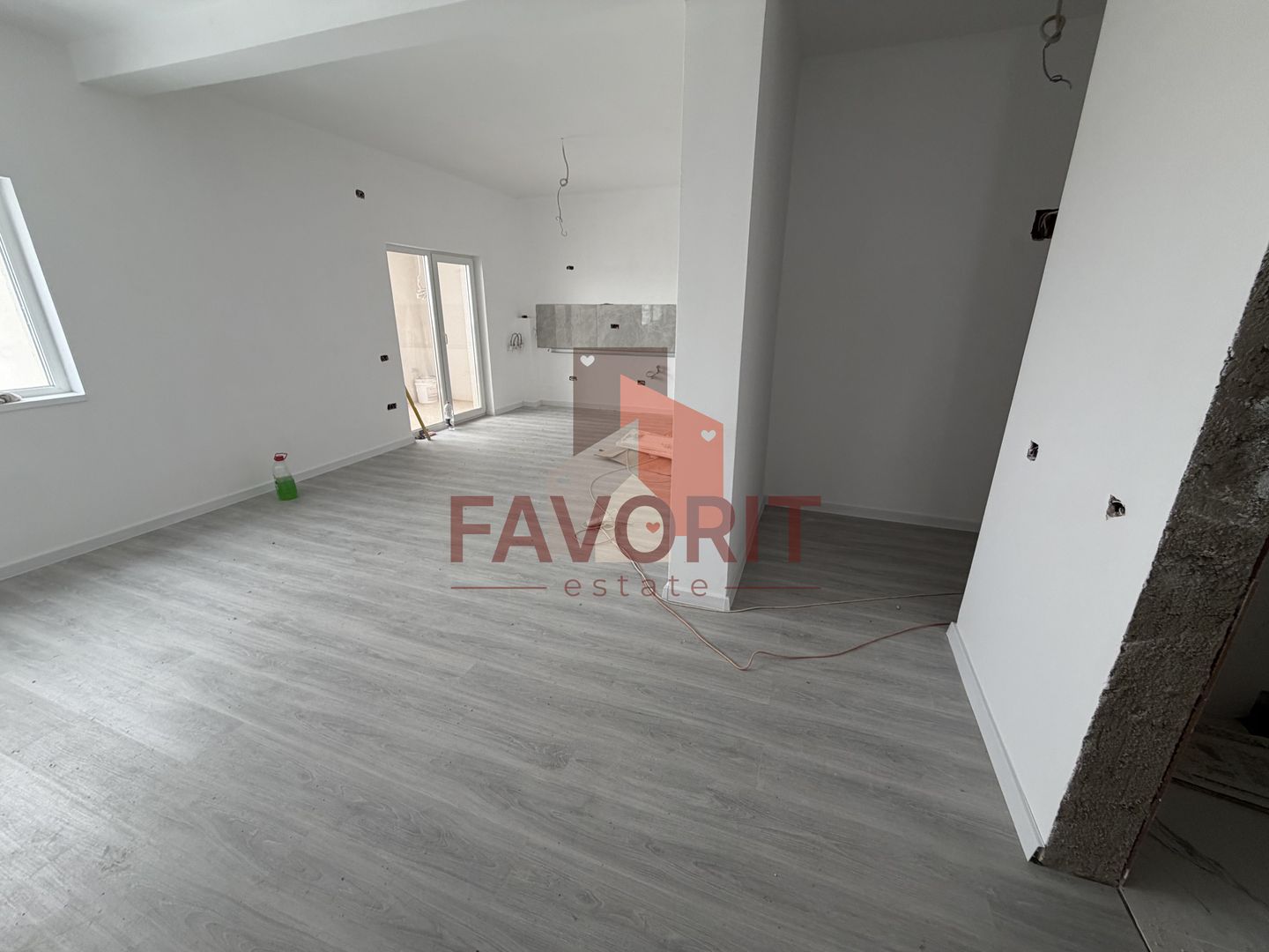 Etaj 2. Finisaje la alegere. 2 locuri parcare - Poză 5