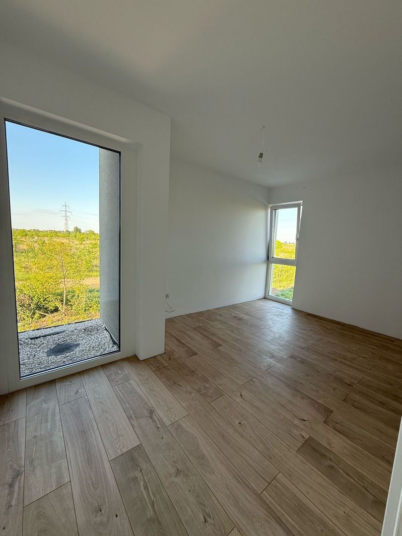 Duplex spatios cu teren generos - Poză 6