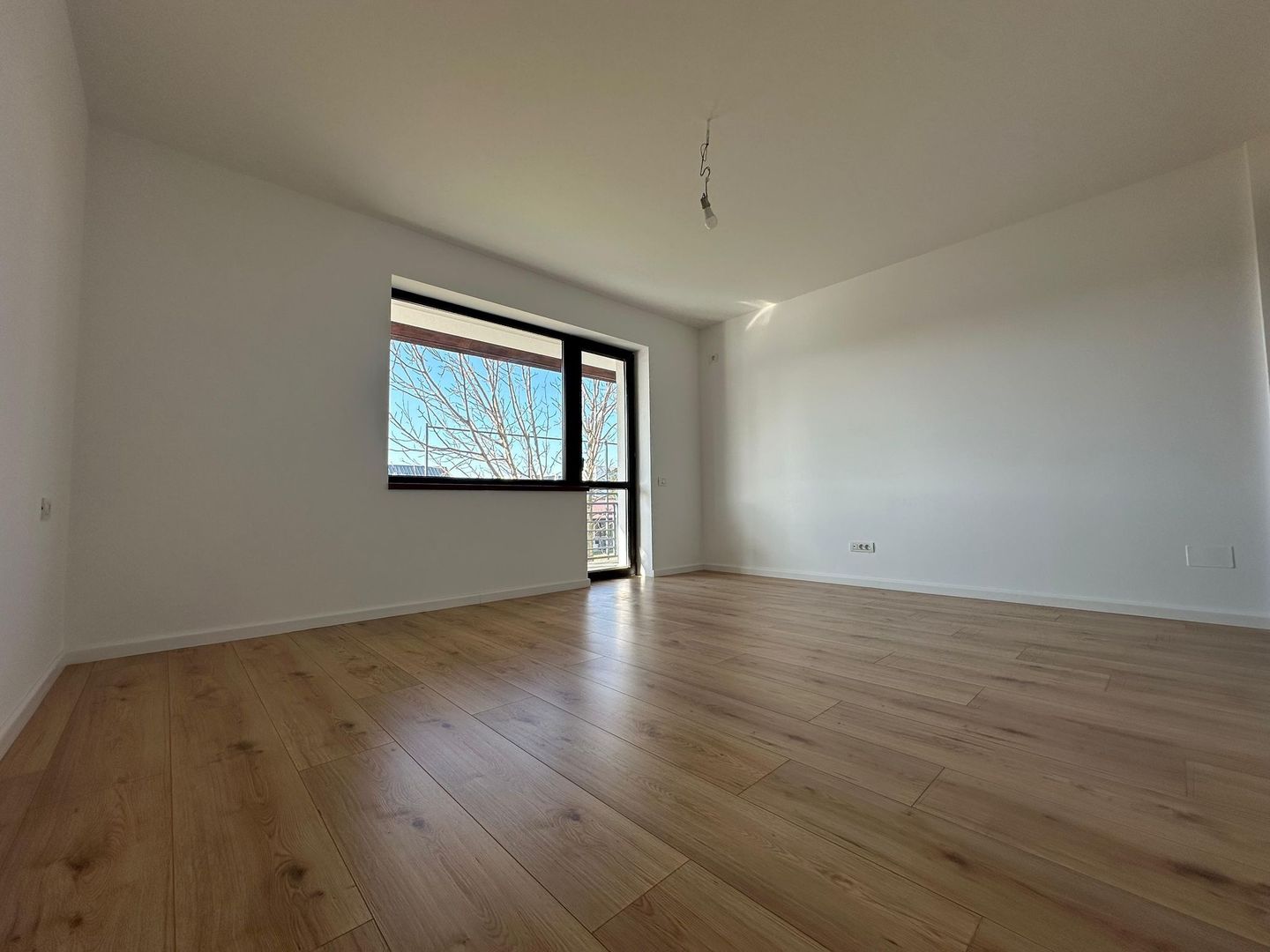 Casa moderna cu mansarda |de inchiriat | Voluntari - Poză 11