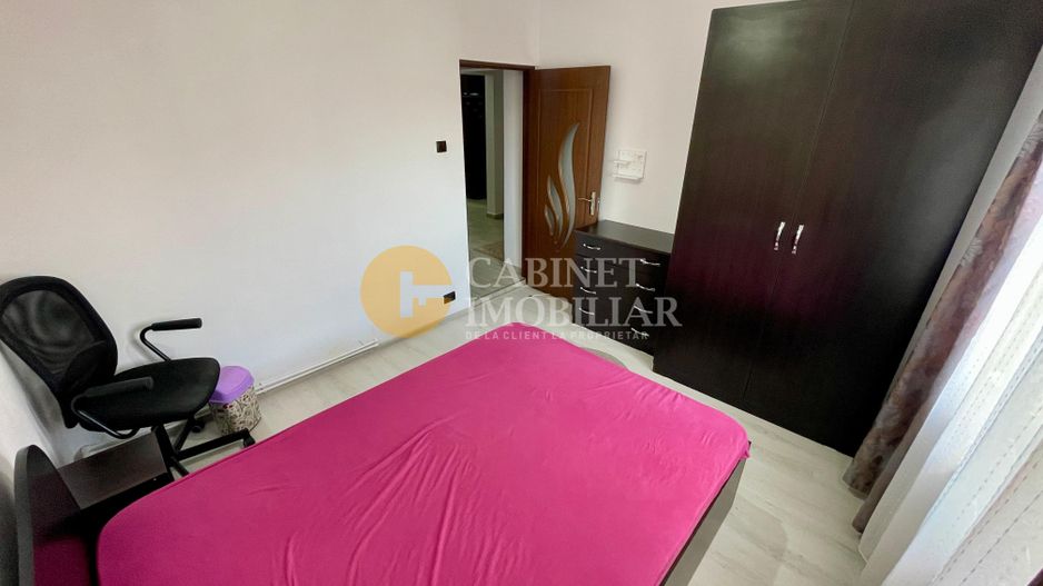 Galata - 3 Camere Decomandat - Mobilat/Utilat - 73 MP - Bloc dupa 1980 - Poză 5