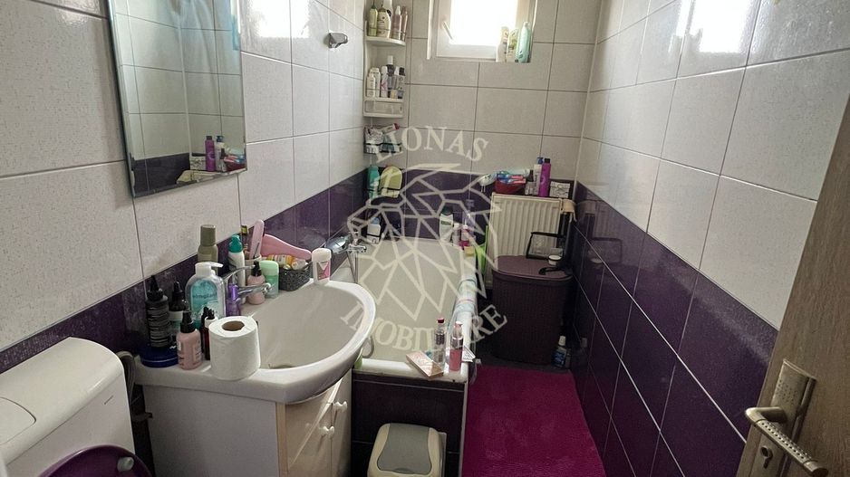 Apartament 2 camere-balcon-Zona Decebal, Apolo - Poză 5