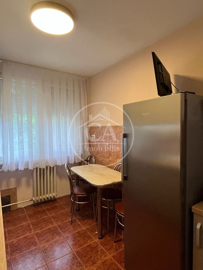 Apartament de închiriat cu 2 camere în zona Rogerius, Oradea - Poză 6