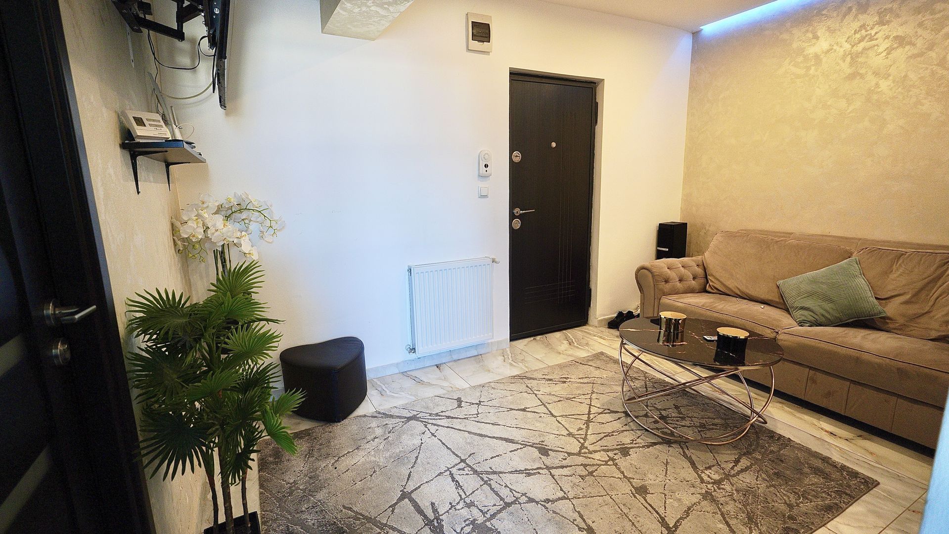 Apartament modern cu 2 camere în Codlea – complet renovat! - Poză 12