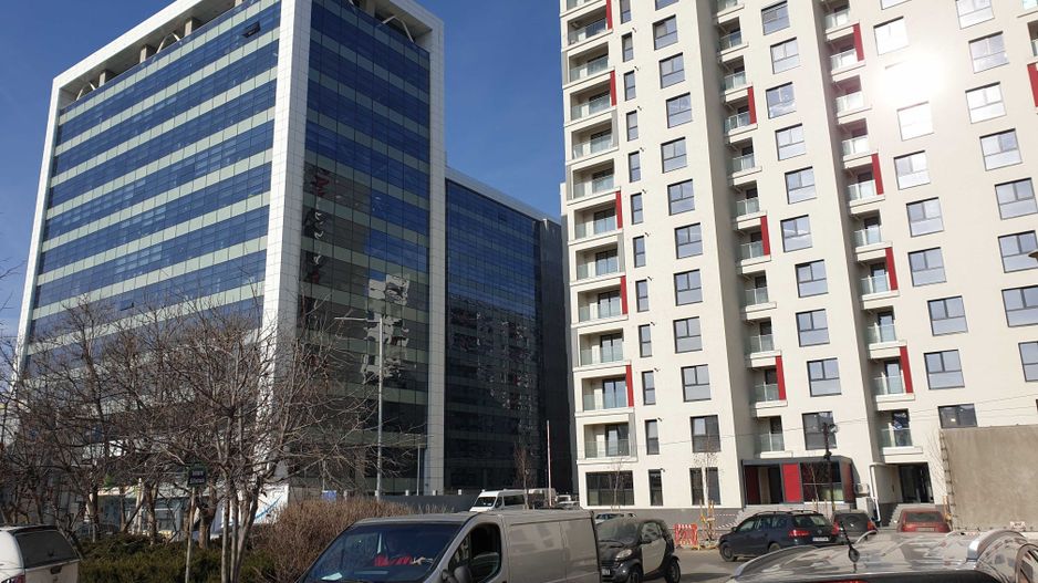 Apartament 3 camere nemobilat Plaza Rezidence - Poză 2