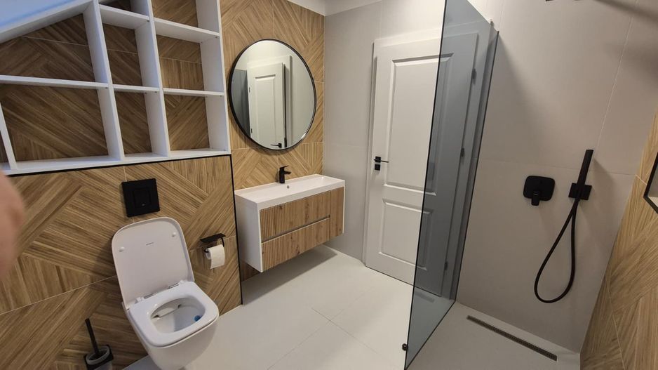 VILA NOUA | MOBILATA SI UTILATA | DAMAROAIA | LANGA PETROM CITY - Poză 28