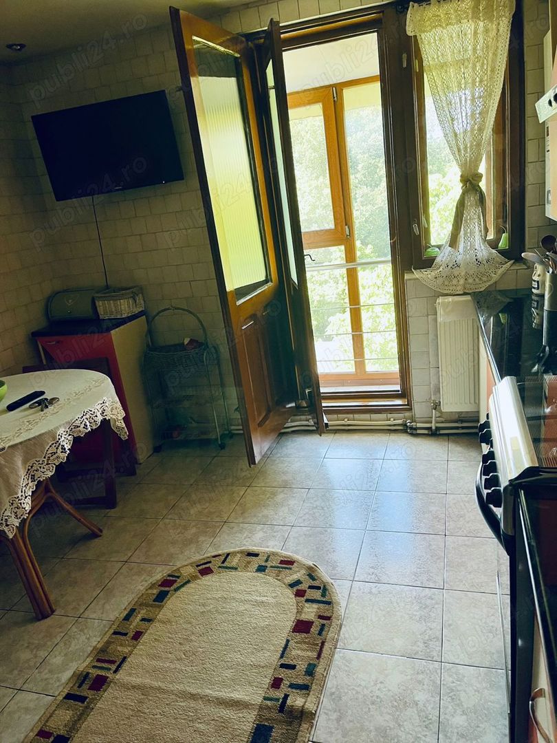 Apartament 2 cam  in zona Domneasca,et 4/4 - Poză 3