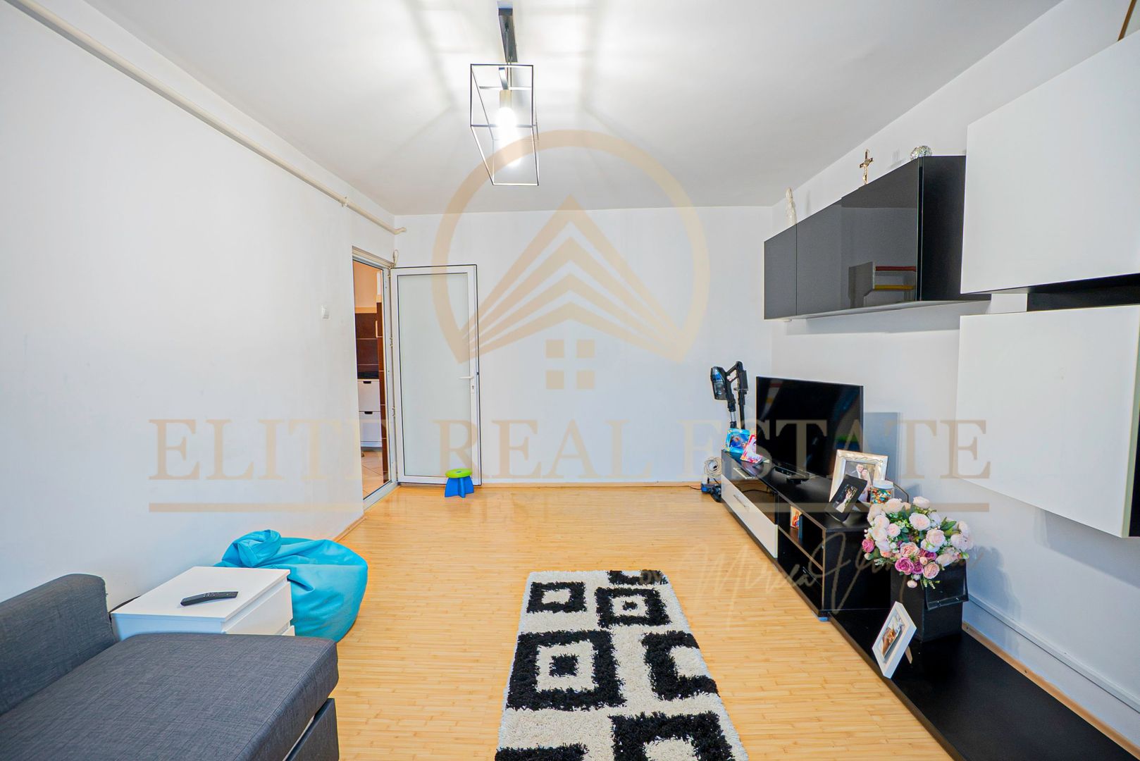 POARTA 6 - Vânzare apartament decomandat cu 2 camere, etaj 2. - Poză 2