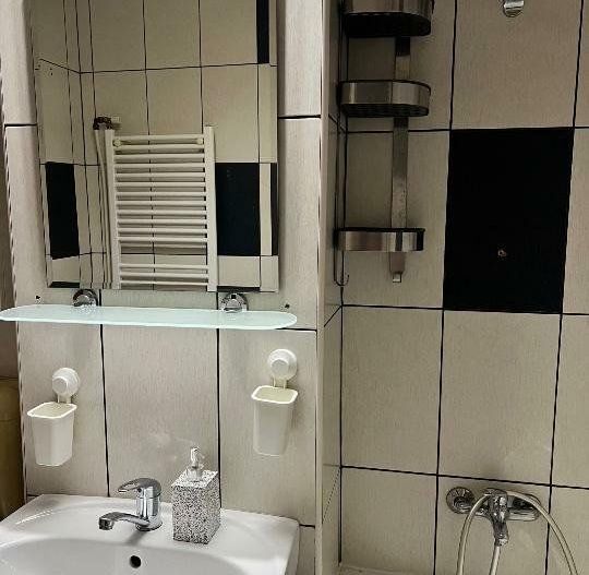 3 cam decomandat modern metrou Eroii Revolutiei S316 - Poză 14