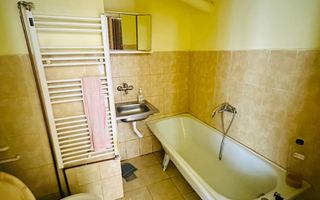 Apartament 1 camera 50mp utili etaj 1 Traian- centrala proprie - Poză 7