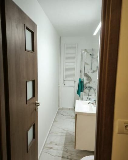 Garsonieră, renovata modern,Mall Vitan - Poză 3