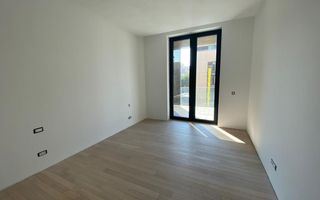 Apartament  Exclusivist de 4 camere spațios și luminos - Poză 15