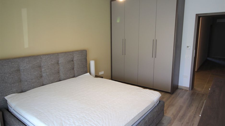 Apartament cu 3 camere de închiriat în zona Nord - Poză 12