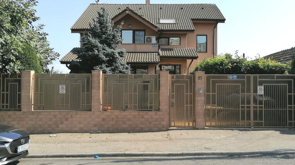 COICIU (Cod 01) Armonie și Eleganță pentru Două Generații! - Poză 52