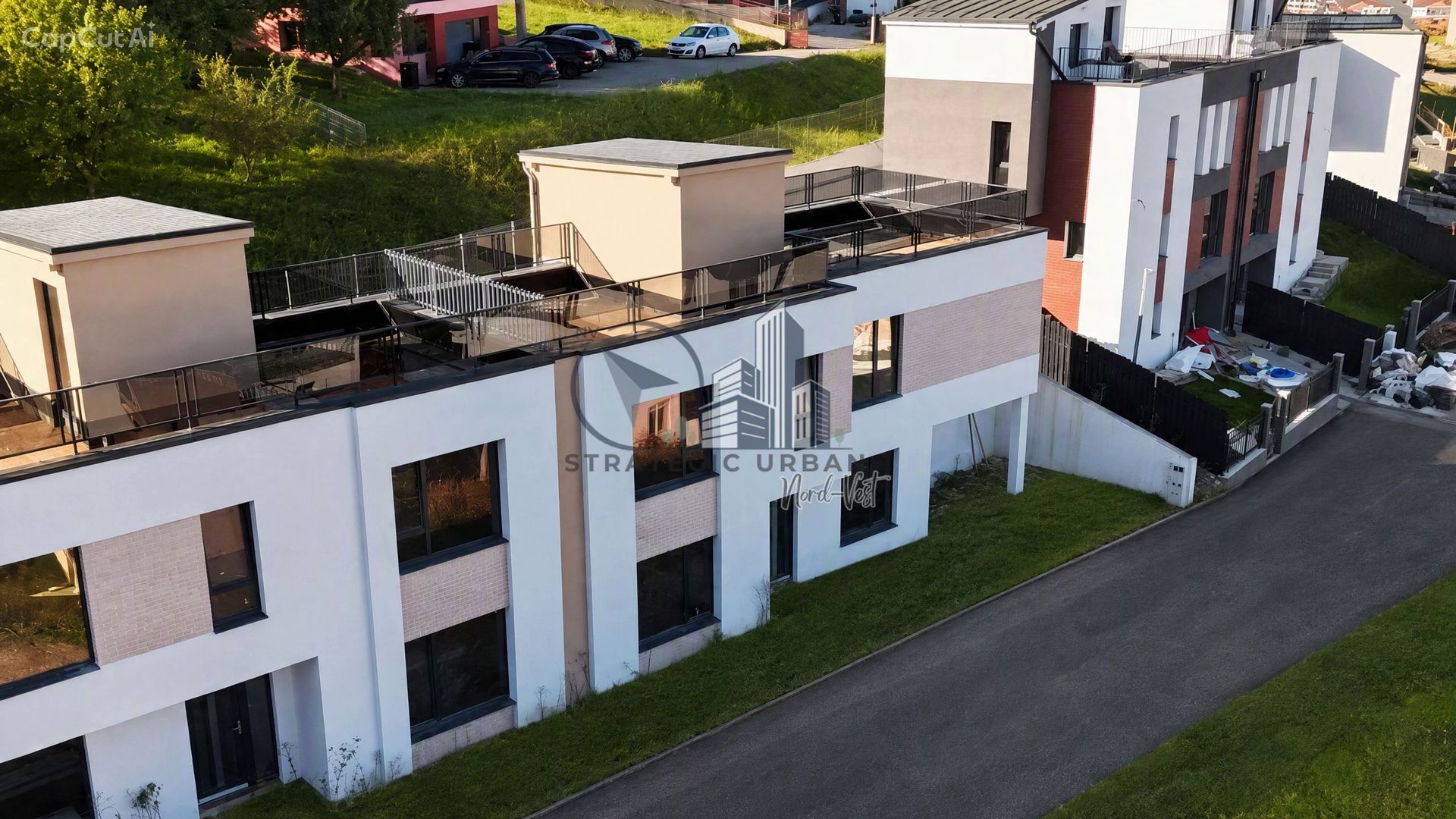 Duplex semifinisat cu terasă circulabilă și curte proprie – Florești - Poză 2