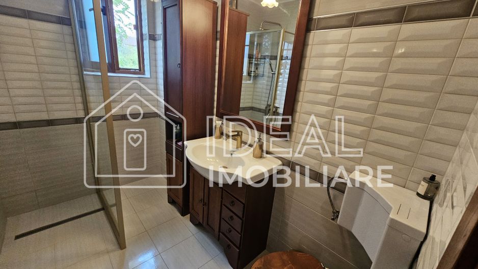 Casă deosebită, cu 5 camere, cu teren de 1132 mp – Cisnădioara - Poză 7