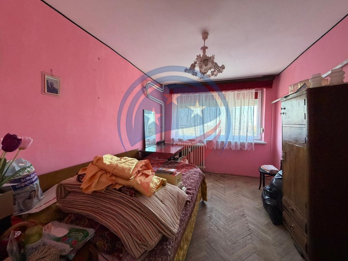 APARTAMENT 3 CAMERE VALEA ROSIE - Poză 3