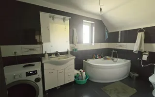 Vila individuala P+1E ~ 4 camere 2 bai ~ 497mp teren - Poză 14