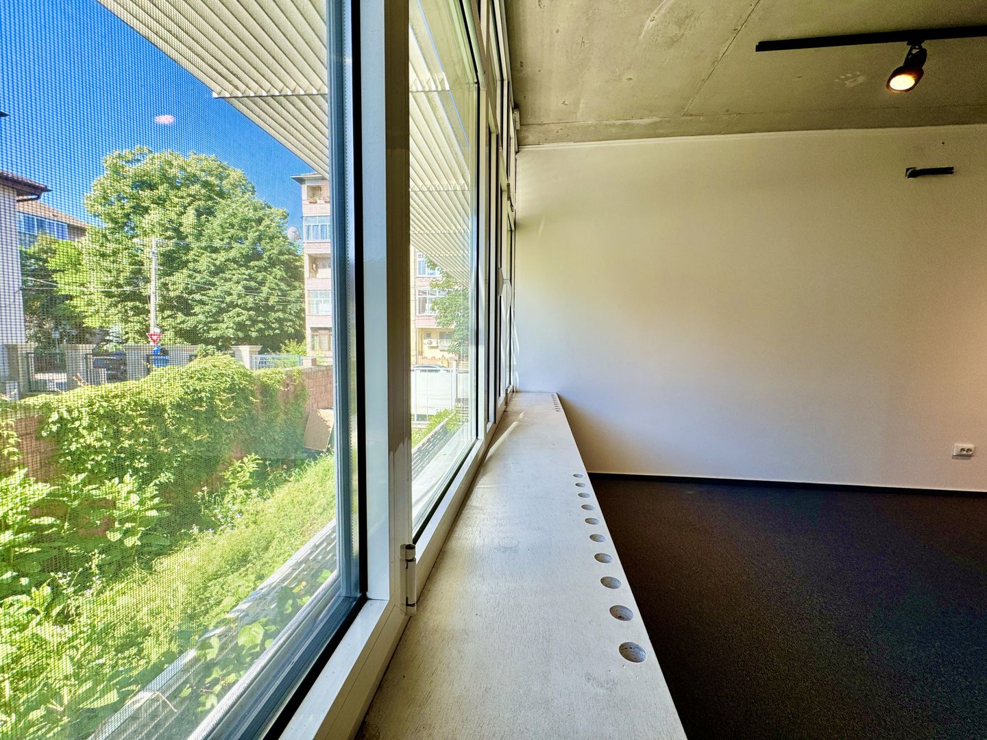 Clădire de birouri în zona Centrală - Poză 26