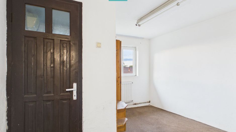 Proprietate impresionantă Sântana - 3500 mp utili - Poză 37