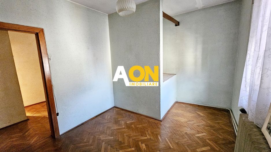 Casa tip duplex, 4 camere, garaj. Cetate, zona HCC - Poză 12