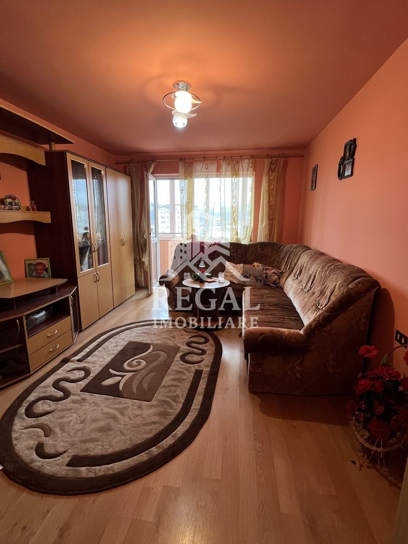 Apartament 2 camere decomandat – Micro 4 | Etaj 8/10 | Lift | Centrală - Poză 1