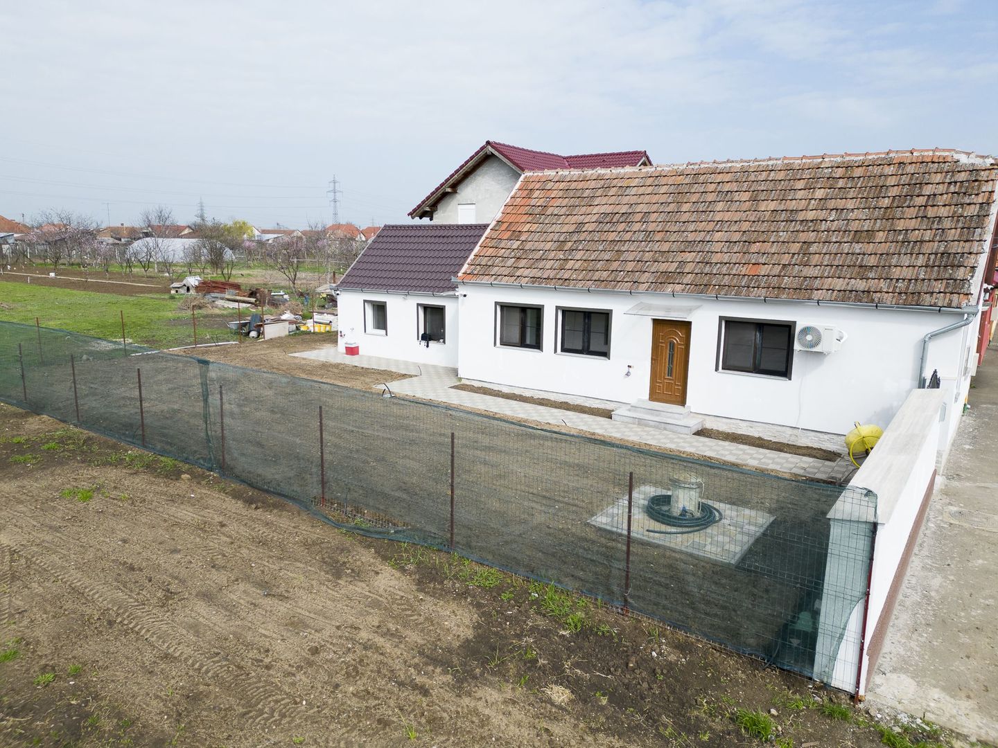 Casă cu 3 camere în Aradul Nou - Poză 2