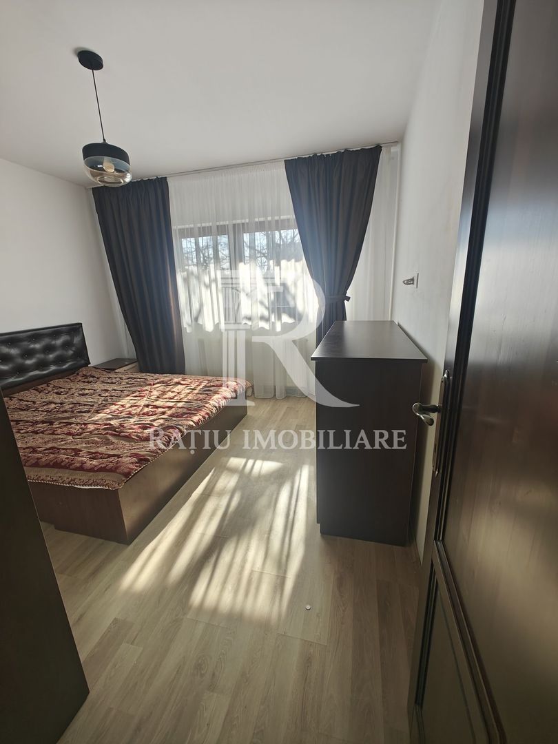 Apartament cu 3 camere | Ultracentral | Oradea - Poză 6