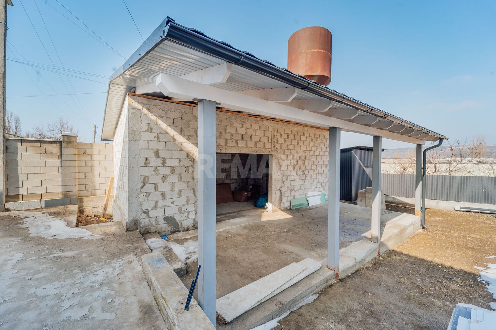 Casă în Vatra - strada centrală Linella - Poză 19